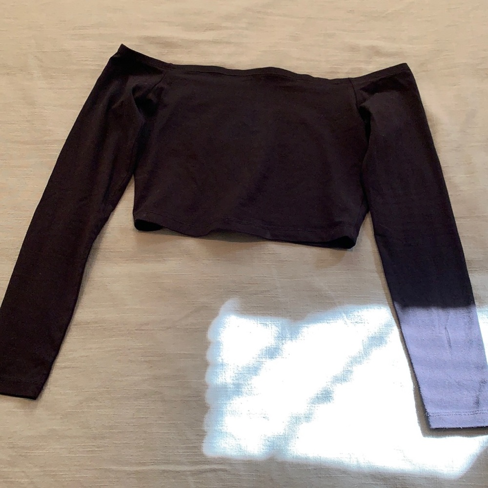 Black crop top